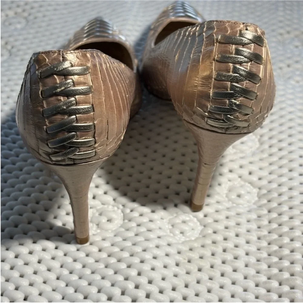 Adrianna Papell size 6 Leather‎ Metallic NWOT